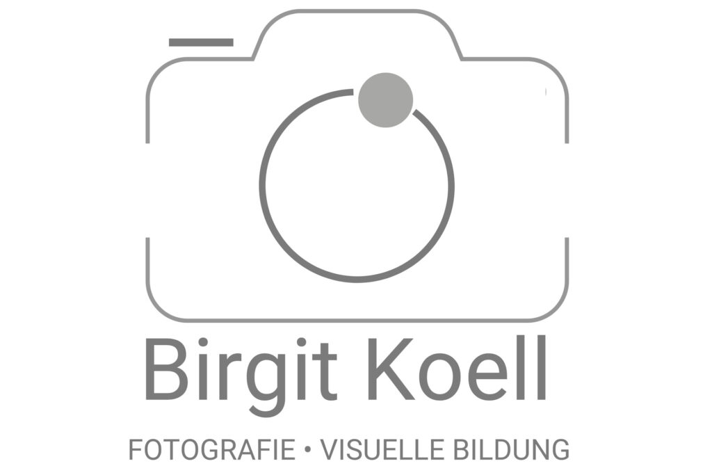 Logo Birgit Koell – Fotografie und visuelle Bildung